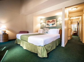 Sandcastle Cove Resort