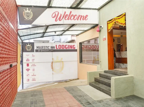 Fabhotel Majestic Inn