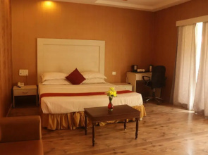 Golden Sun Beach Resort