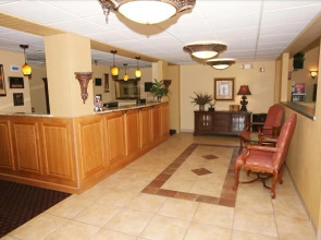 Lodge At the Falls