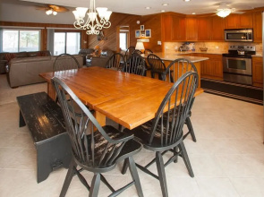Relax Inn - 5 Br Home