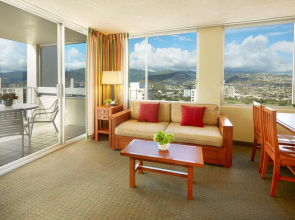 Pacific Monarch Hotel