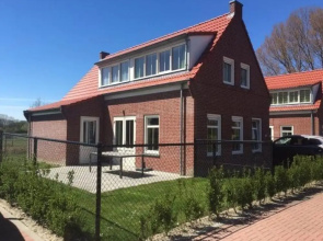 Pet-loving Stay With Garden