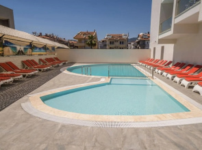 Point Beach Hotel