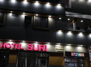 Hotel Suri