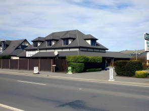 Aston Court Motel Blenheim
