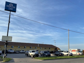 Newton Inn In Newton, KS