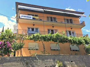 Spacious Apartment With Terrace in Opatija