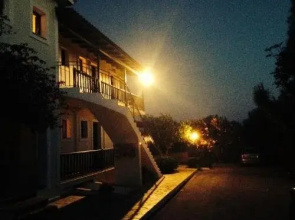Villaggio Studios & Apartments