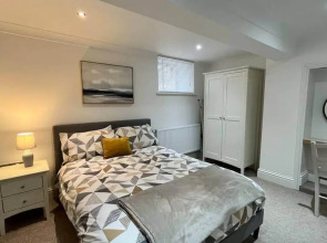 Inviting 1-bed Apartment in Banbury