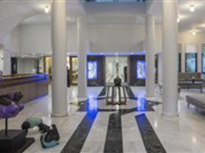 Avra City Boutique Hotel