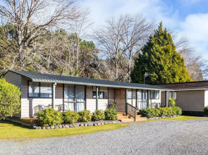 Motutere Bay Top 10 Holiday Park