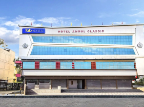 Hotel Anmol Classic