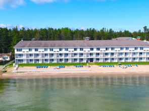 Bridge Vista Beach - Hotel & Convention Center