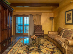 Chateau On The Lake Resort Spa and Convention Center