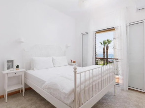 The Island Life Apartments by Konnect, Ipsos Beach