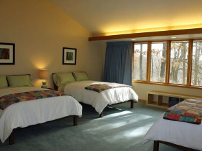 Woodland Ridge Retreat