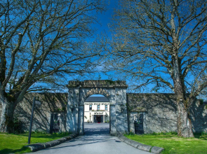 Castle Arch Hotel