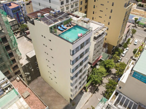 Celina Hotel & Apartment