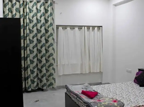 OYO HOME 84939 Choudhary White House
