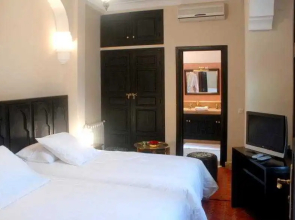 Riad Lalla Calipau