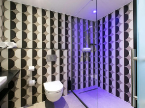 Leonardo Hotel Rotterdam Savoy