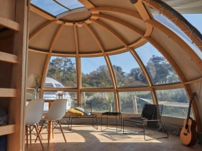 Riverdome met privé sanitair - en weids uitzicht - NIEUW 2021