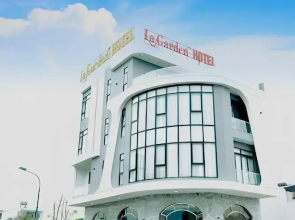 La Garden Hotel Van Don by Bayluxury