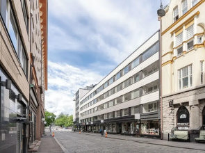 Modern 3BR Apartment with Best Location
