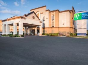 Holiday Inn Express Grenada