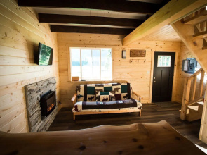 Hidden Acres Farm & Treehouse Resort