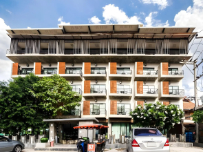 B2 Khamtieng