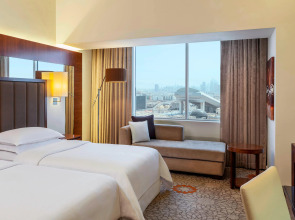 Sheraton Mall of the Emirates Hotel, Dubai