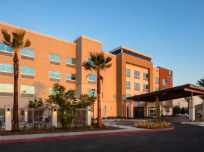 Holiday Inn Express & Suites Moreno Valley - Riverside by IHG
