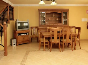 Casa Rural "Burguillos"