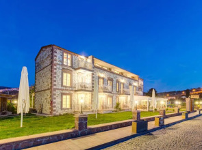 Navalia Otel