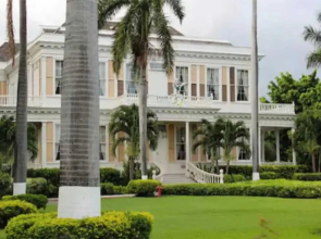 Comfy, Central & Elegant Studio New Kingston