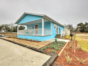 Family-friendly Home, Walk to Steinhatchee River!