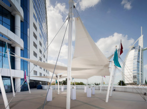 Jumeirah Beach Hotel Dubai