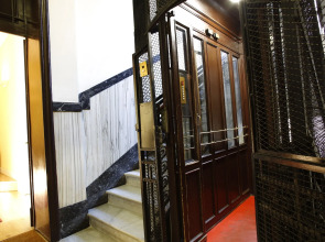 Отель Domus Castrense