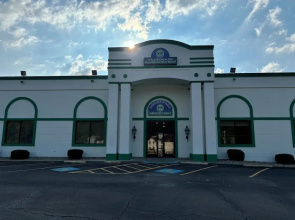 Ramada by Wyndham Butler/Tesla Biohealing Resort
