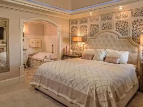 Cameo Heights Mansion