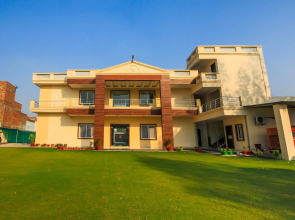 OYO 37289 Vaibhav Laxmi Paradise