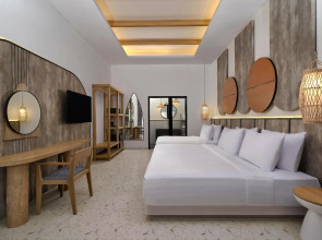 Jambuluwuk Oceano Resort Gili Trawangan