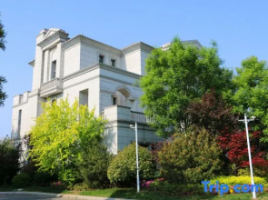 Aohua International Hot Spring Hotel