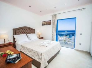 Villa Azure