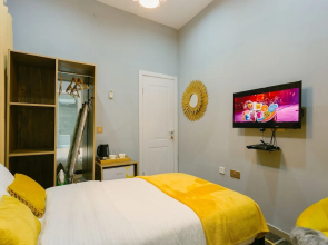 The Avery suites 1