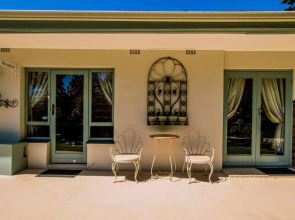Ladera - Vista Self-catering Guesthouse