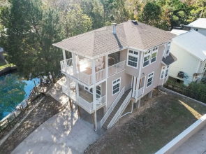 Decks, Docks & Kayaks: Waterfront Homosassa Gem