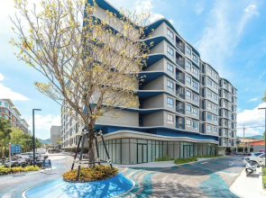 Stylish condo with Pool C175